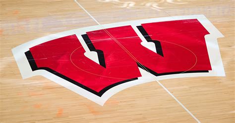 Wisconsin releases statement on photo, video leak of volleyball。